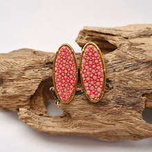 Stingray Leather Oval Gold Studs