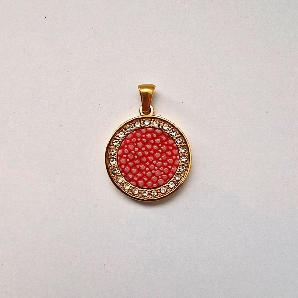 Stingray Leather Round Jeweled Gold Pendant Necklace