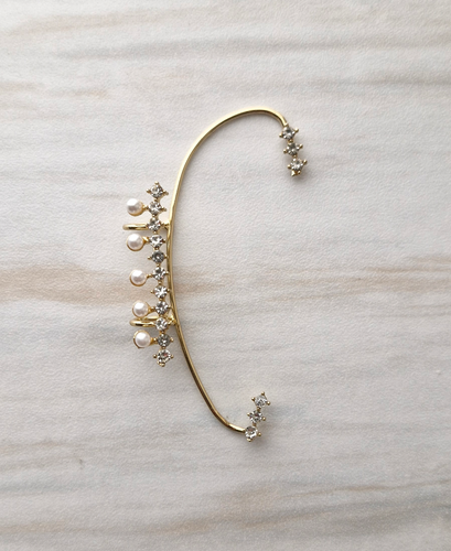 Sparkle and Pearl Ear Cuff