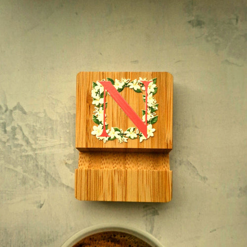 Bamboo Phone Stand — Initial N (Sampaguita)