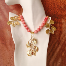 Chelsea Leaves Collarbone Necklace