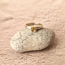 Citrine Hammered Minette Ring Silver