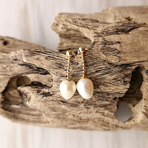 Mango Pearl Earrings