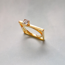 Minette Cube Ring
