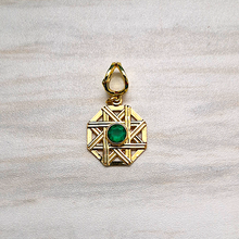 Solihiya Single Pendant