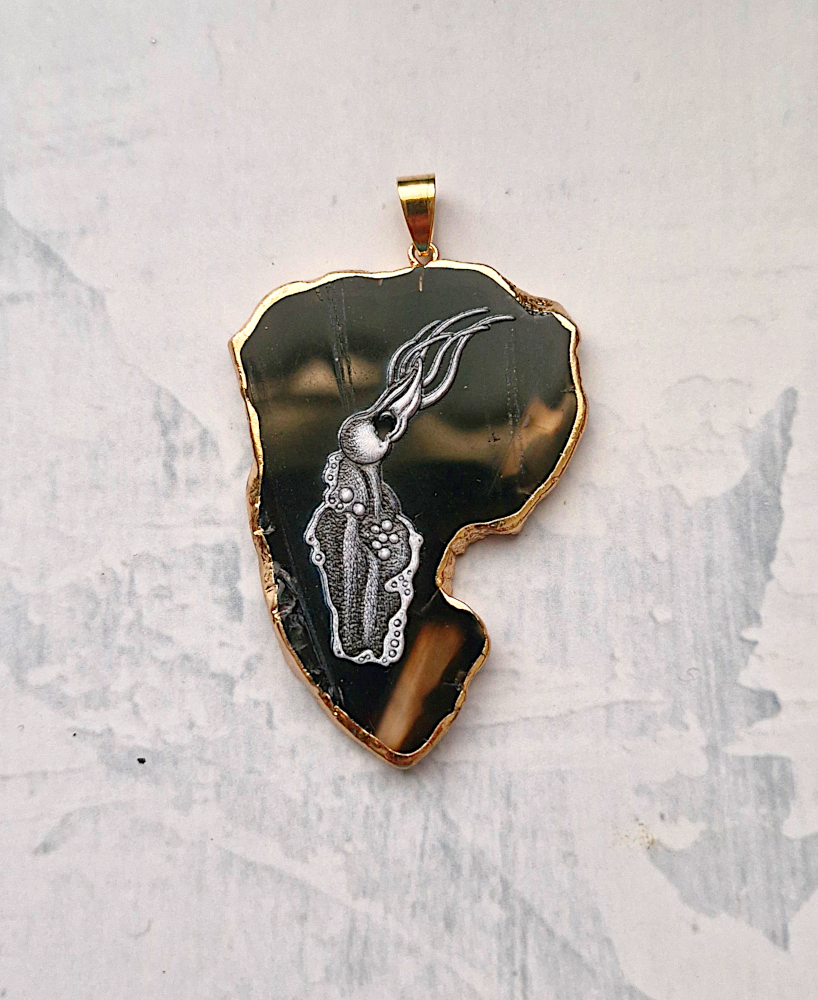 Animal Art on Irregular Agate Bag Charm
