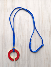 Stingray Arc Reversible Pendant