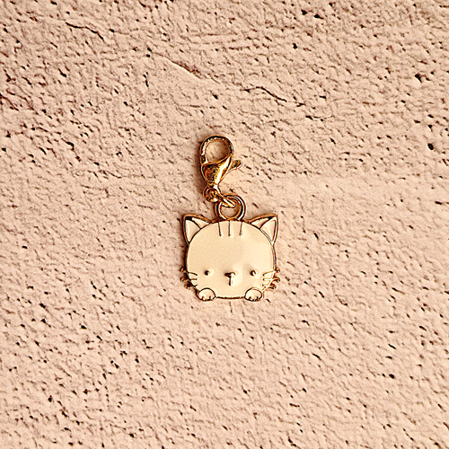 White Kitty Cat Head Simple Charm