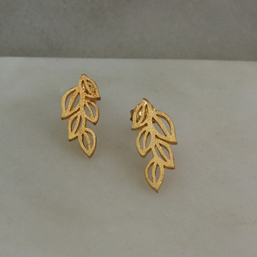 Cutout Leaf Stud Earrings