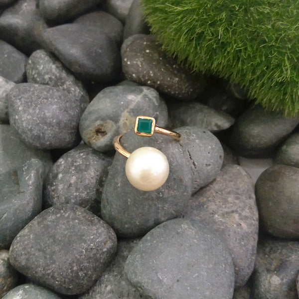 SouthSea Pearl with Green Agate Cocktail Ring