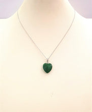 Mositsit Jade Heart Single Stone Pendant